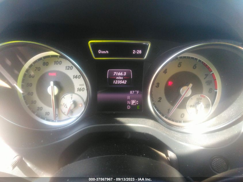 2015 MERCEDES-BENZ GLA-CLASS GLA 250 - WDCTG4EB8FJ132592