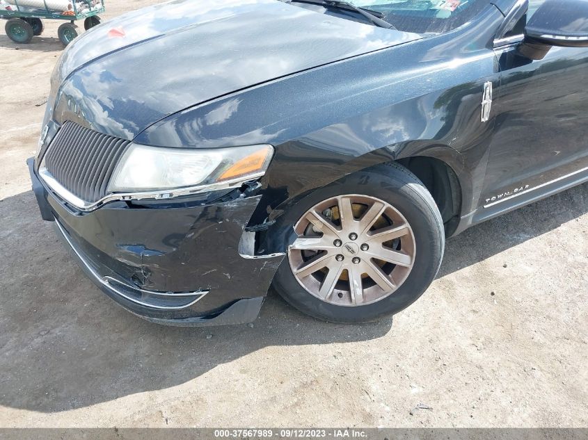 2014 LINCOLN MKT - 2LMHJ5NK4EBL51605