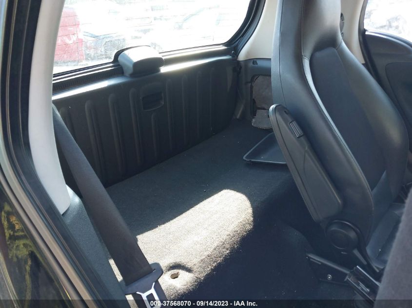 2013 SMART FORTWO PURE/PASSION WMEEJ3BA2DK693837