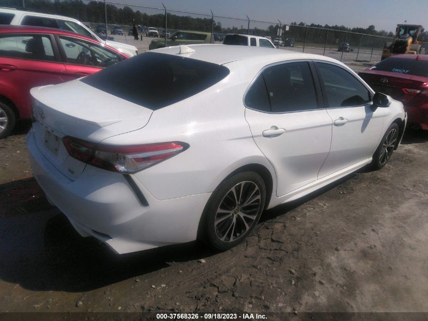 2020 TOYOTA CAMRY SE/SE NIGHT SHADE - 4T1G11AK6LU986905
