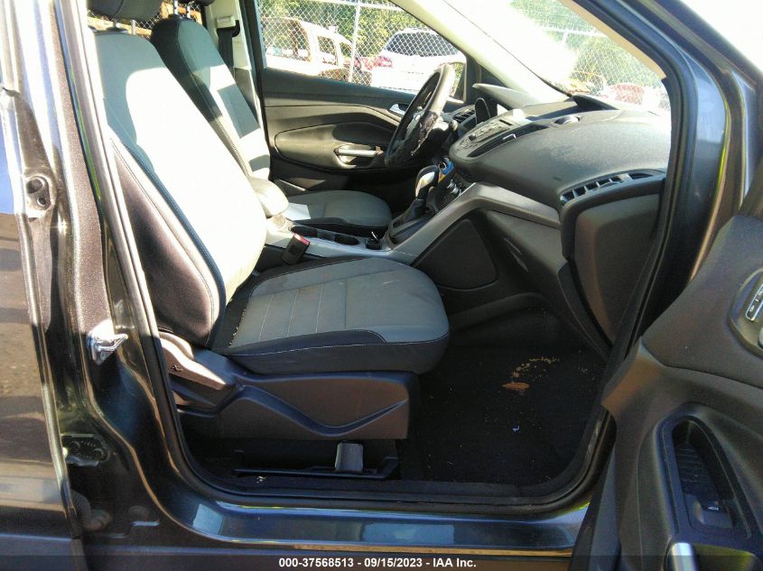 2016 FORD ESCAPE SE - 1FMCU9G95GUB61744