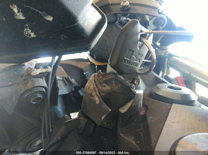 2010 KAWASAKI ZX1000 F JKAZXCF17AA001852