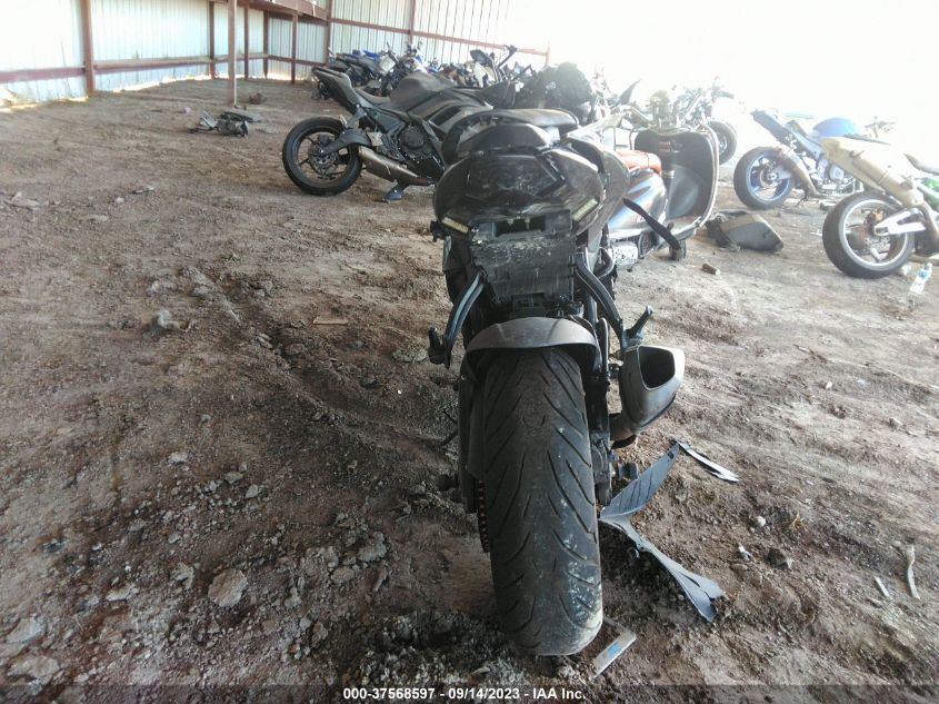 2010 KAWASAKI ZX1000 F JKAZXCF17AA001852