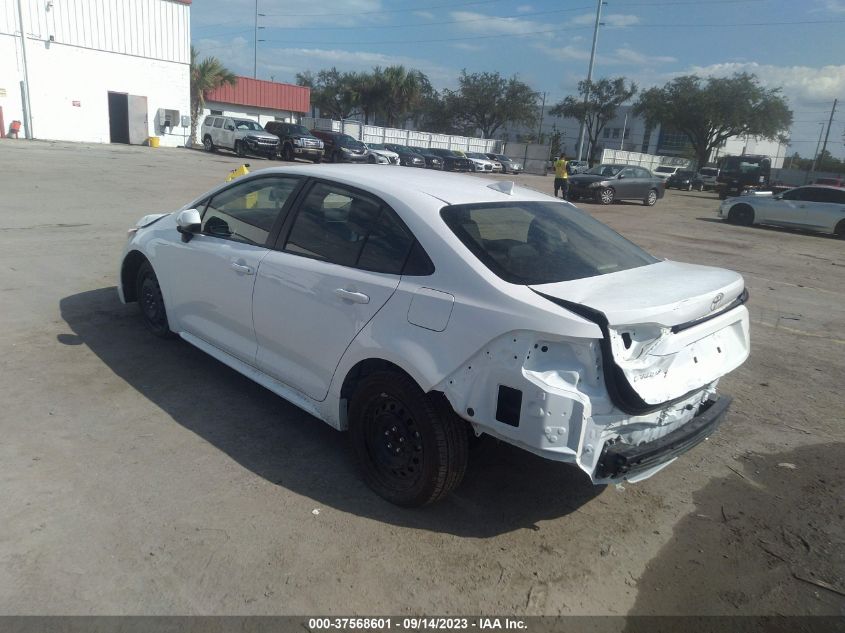 2022 TOYOTA COROLLA LE - JTDEPMAE9N3020675