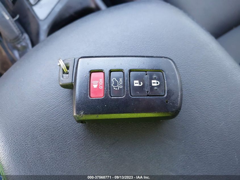 2016 TOYOTA RAV4 SE - JTMJFREV4GD184535