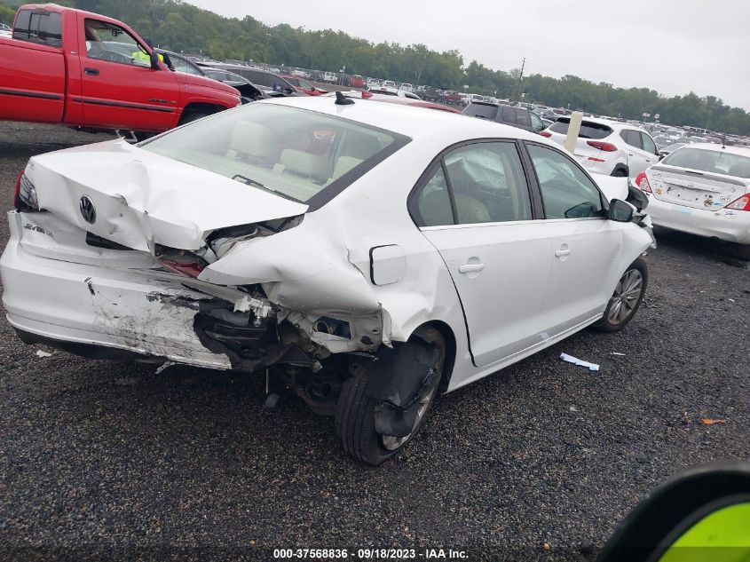 2016 VOLKSWAGEN JETTA SEDAN 1.4T SE W/CONNECTIVITY - 3VWD67AJXGM360767