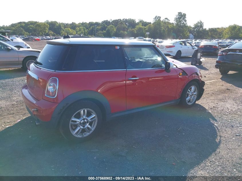 2013 MINI COOPER HARDTOP WMWSU3C56DT373969