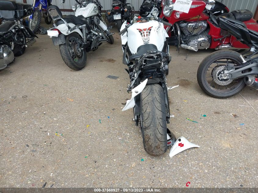 2011 SUZUKI GSX750 JS1GR7MA9B2101023