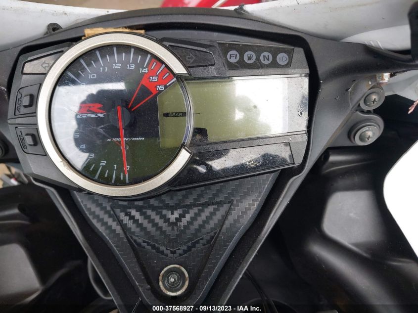 2011 SUZUKI GSX750 JS1GR7MA9B2101023