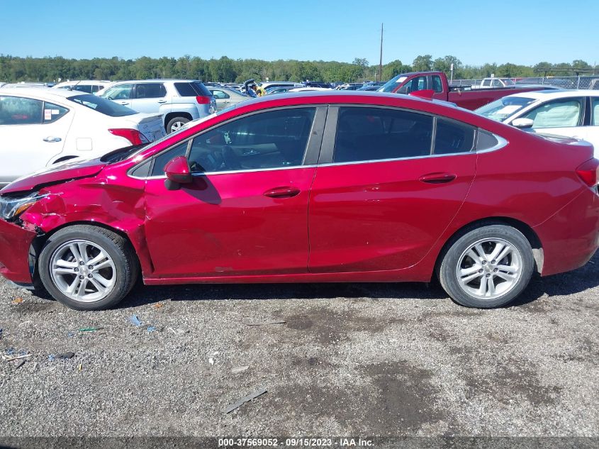 2018 CHEVROLET CRUZE LT - 1G1BE5SM2J7208597