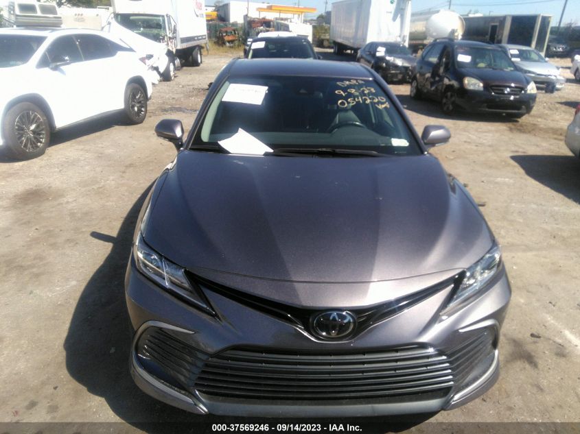 2022 TOYOTA CAMRY LE - 4T1C11BK4NU054220