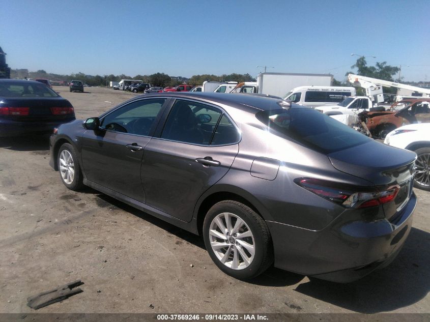 2022 TOYOTA CAMRY LE - 4T1C11BK4NU054220