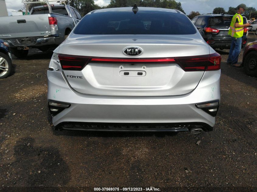 3KPF24AD0ME390706 Kia Forte LXS 16