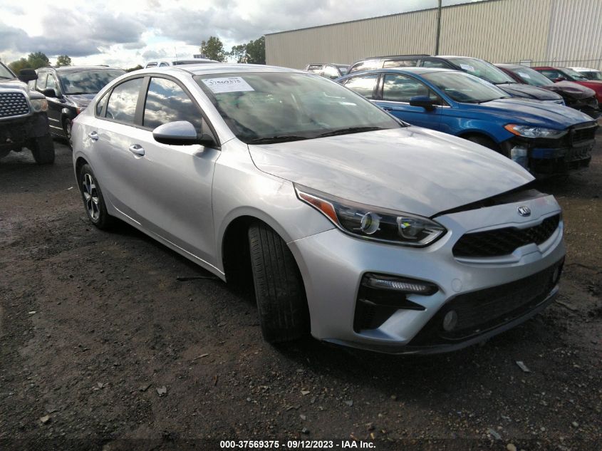 3KPF24AD0ME390706 Kia Forte LXS