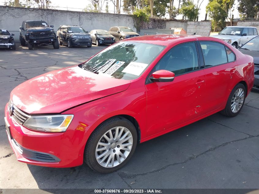 2014 VOLKSWAGEN JETTA SEDAN SE - 3VWD17AJ4EM415726