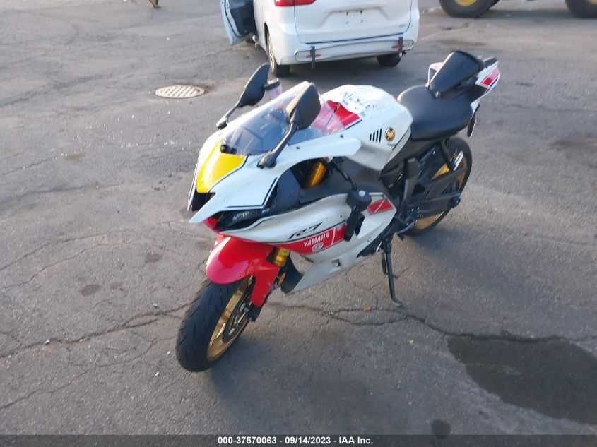 VIN JYARM38E6NA003298 2022 YAMAHA YZFR7