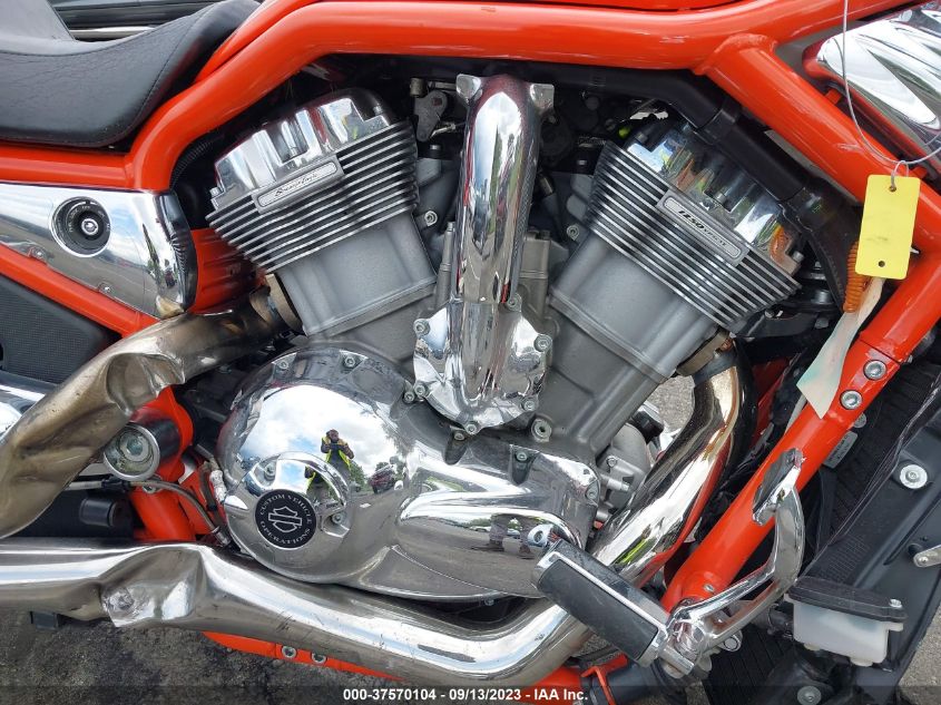 2005 HARLEY-DAVIDSON VRSCSE 1HD1PMG115K976093
