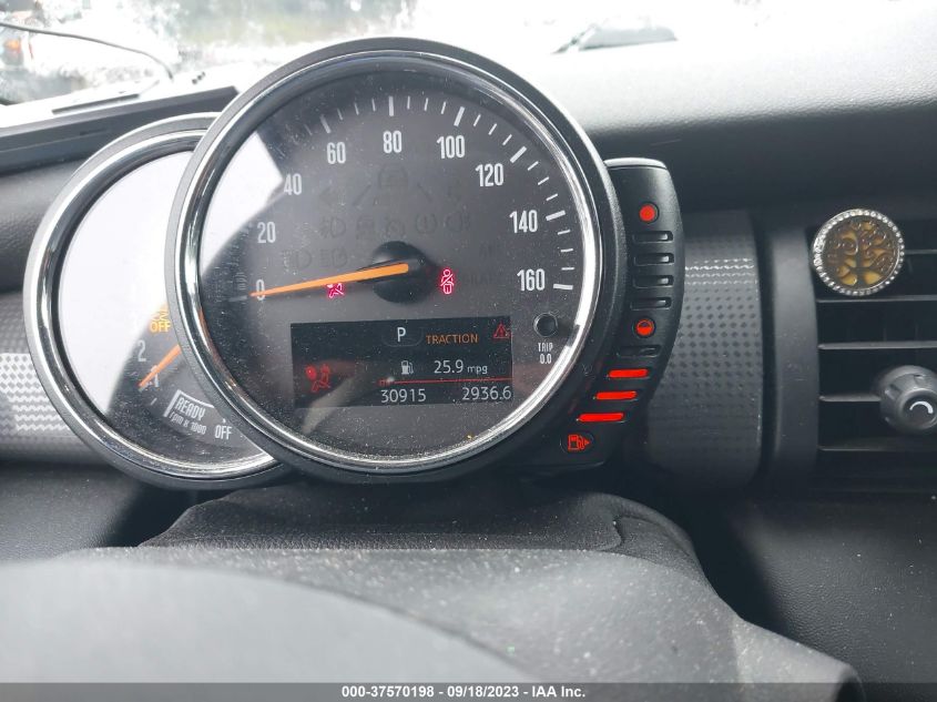 2016 MINI COOPER HARDTOP - WMWXP5C53G3B14677