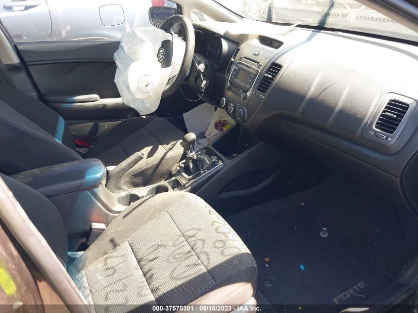 2018 KIA FORTE LX - 3KPFK4A78JE221474