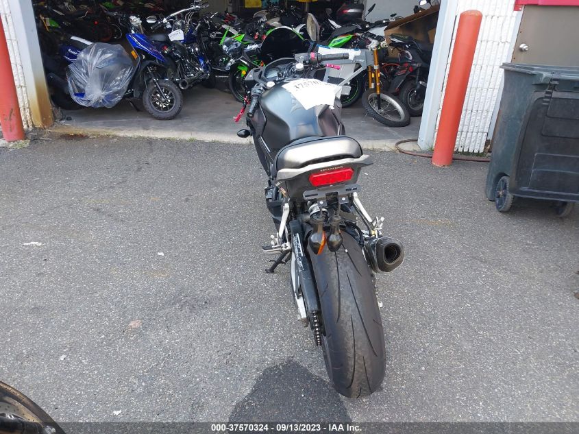 2016 HONDA CBR650 F - MLHRC740XG5200234