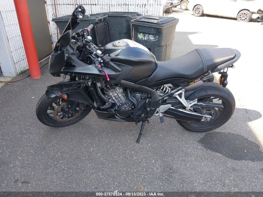 2016 HONDA CBR650 F - MLHRC740XG5200234