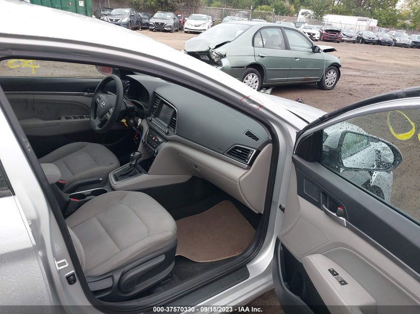 VIN 5NPD84LF5JH297496 2018 HYUNDAI ELANTRA SEL
