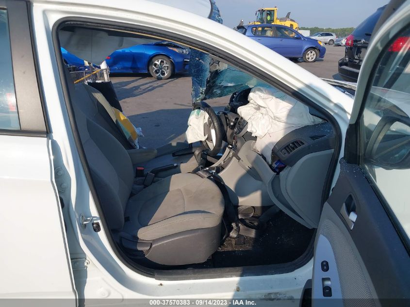 2013 HYUNDAI ACCENT GS - KMHCT5AE2DU093528