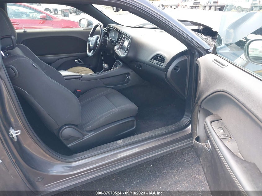 VIN 2C3CDZAG9KH525613 2019 DODGE CHALLENGER SXT
