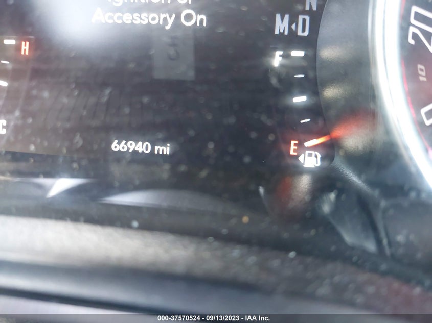 VIN 2C3CDZAG9KH525613 2019 DODGE CHALLENGER SXT