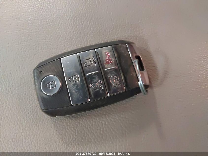 2017 KIA SEDONA LX - KNDMB5C18H6305106