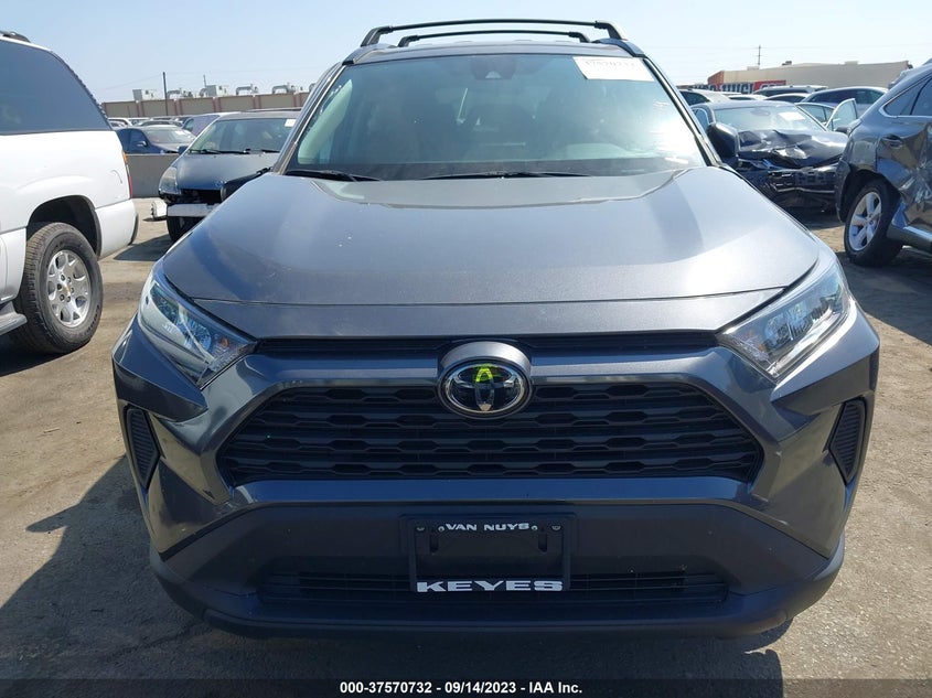 VIN 2T3F1RFV9MC228550 2021 TOYOTA RAV4 LE