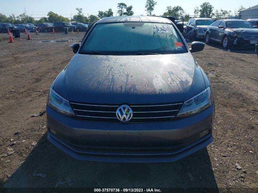 2015 VOLKSWAGEN JETTA SEDAN 1.8T SPORT - 3VWD17AJ4FM217584