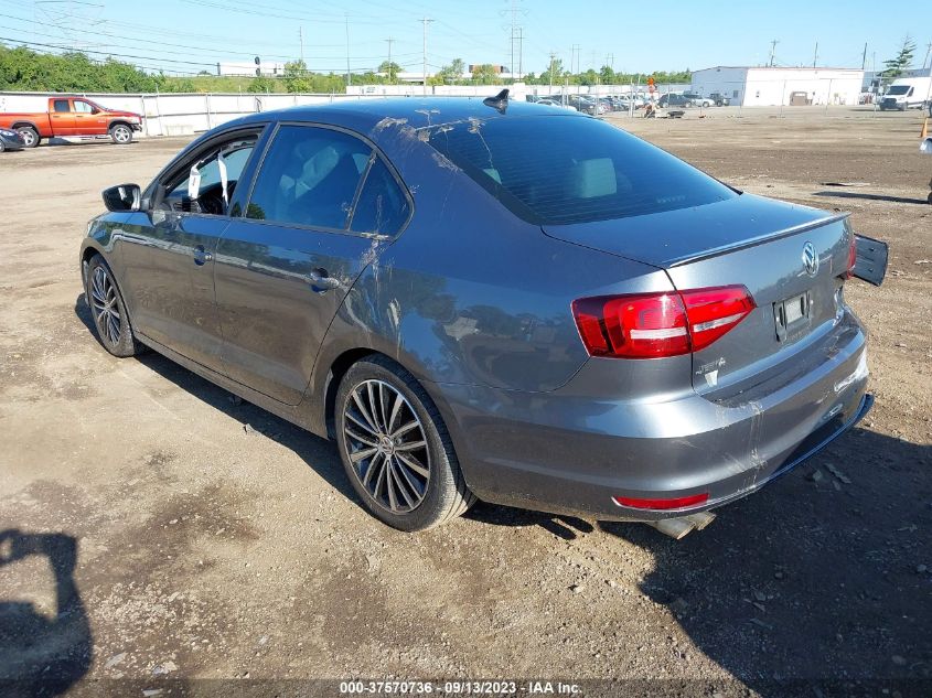 2015 VOLKSWAGEN JETTA SEDAN 1.8T SPORT - 3VWD17AJ4FM217584