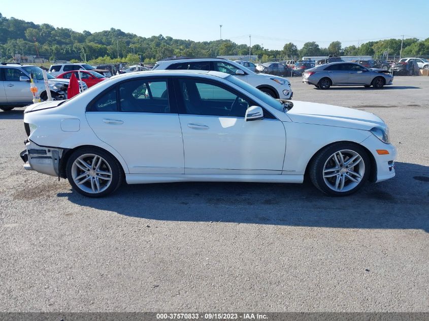 2014 MERCEDES-BENZ C 300 SPORT 4MATIC/LUXURY 4MATIC - WDDGF8AB1EG158377