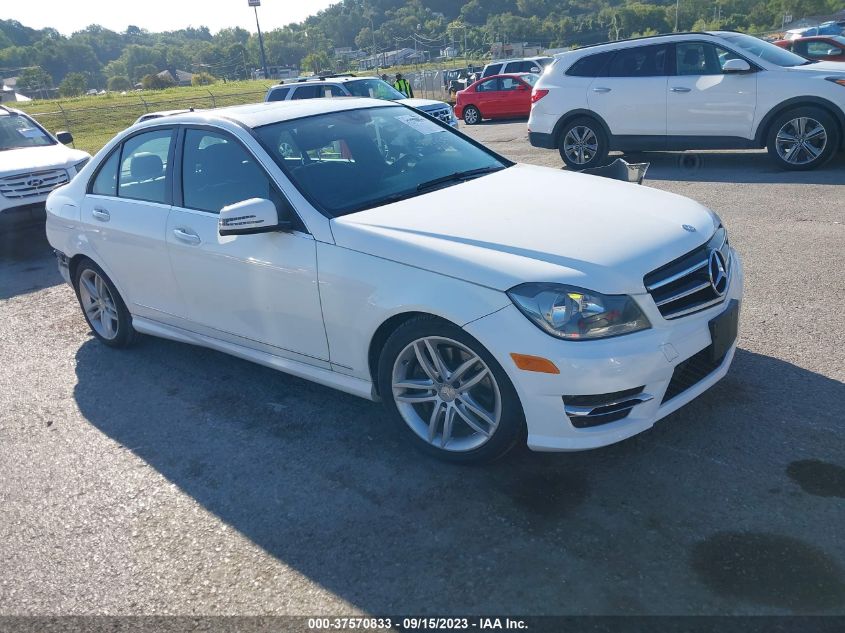 2014 MERCEDES-BENZ C 300 SPORT 4MATIC/LUXURY 4MATIC - WDDGF8AB1EG158377