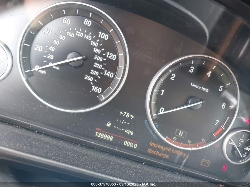 2013 BMW 5 SERIES 528I XDRIVE - WBAXH5C54DD111383