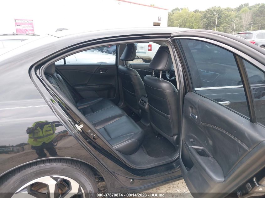 2016 HONDA ACCORD SEDAN EX-L - 1HGCR3F07GA017928