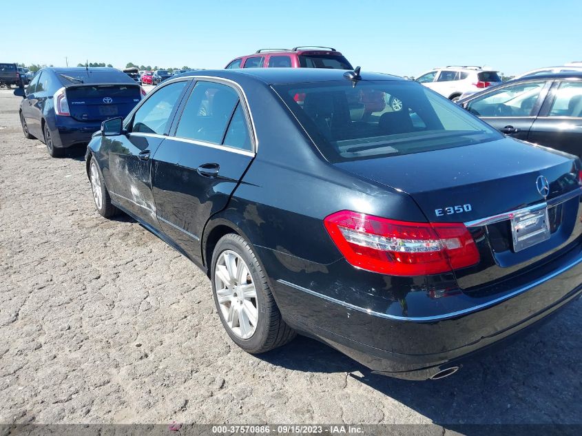 2013 MERCEDES-BENZ E 350 WDDHF5KB8DA709469