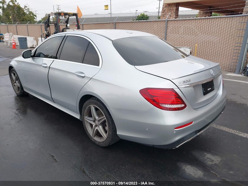 VIN WDDZF4KB2HA046582 2017 MERCEDES-BENZ E-CLASS E 300