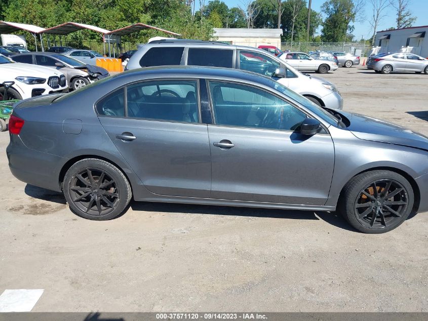 2014 VOLKSWAGEN JETTA SEDAN S - 3VW2K7AJ4EM291042