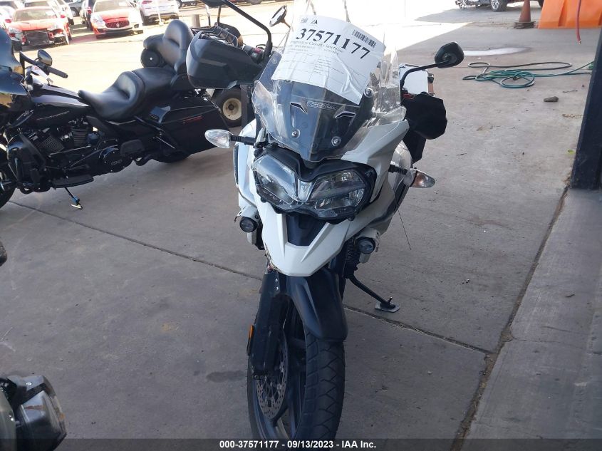 2018 TRIUMPH MOTORCYCLE EXPLORER XRT SMTF44XB4JJ873325