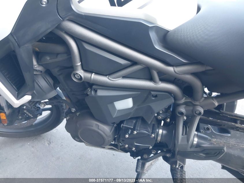 2018 TRIUMPH MOTORCYCLE EXPLORER XRT SMTF44XB4JJ873325