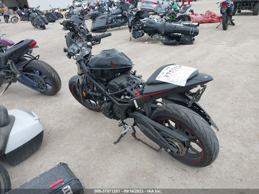 2017 YAMAHA YZFR3 MH3RH06YXHK016379