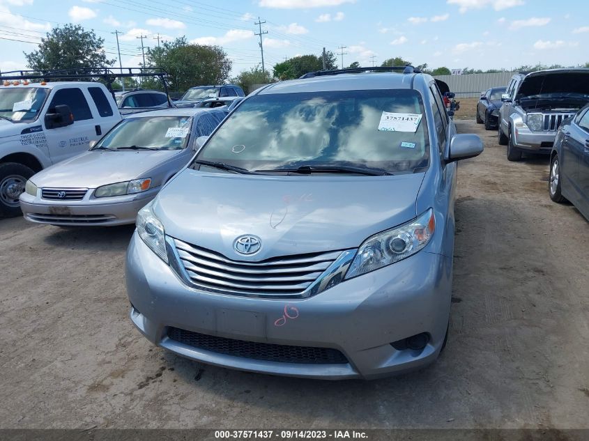 5TDKK3DC7FS659398 2015 TOYOTA SIENNA, photo no. 13