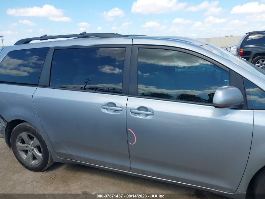 5TDKK3DC7FS659398 2015 TOYOTA SIENNA, photo no. 14