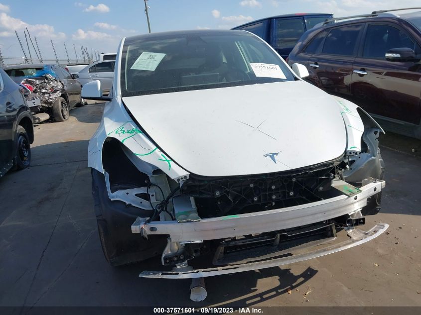 7SAYGDEE4PF713136 Tesla Model Y   6