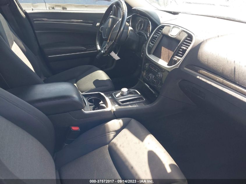 2019 CHRYSLER 300 TOURING - 2C3CCAAG8KH601567