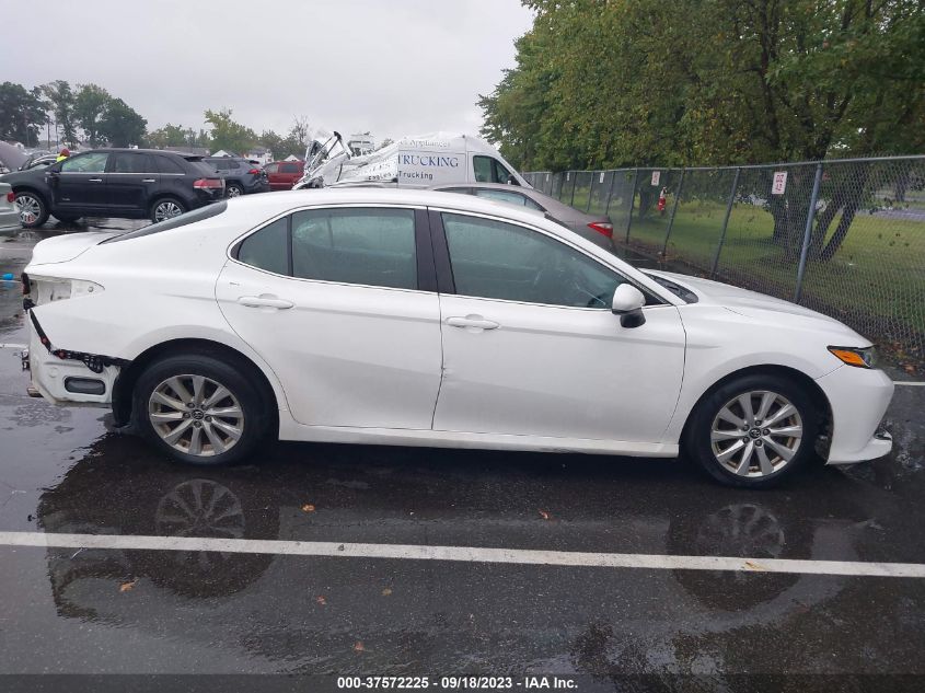 2018 TOYOTA CAMRY LE/SE/XLE/L - 4T1B11HKXJU072315