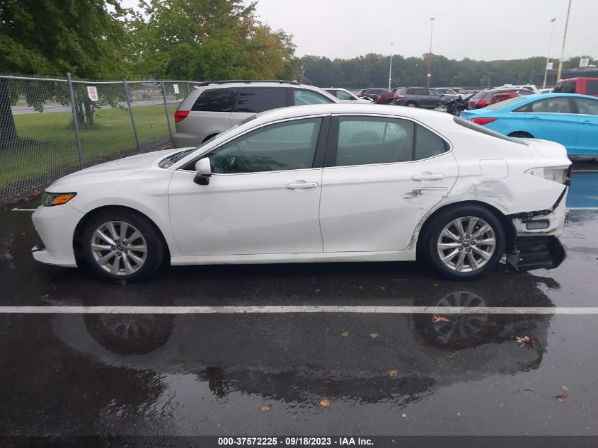 2018 TOYOTA CAMRY LE/SE/XLE/L - 4T1B11HKXJU072315