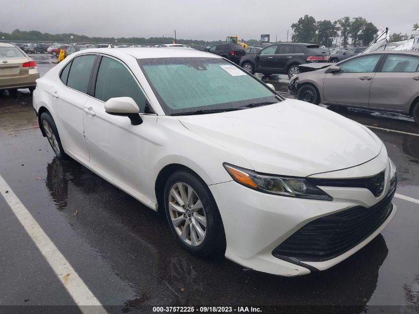 2018 TOYOTA CAMRY LE/SE/XLE/L - 4T1B11HKXJU072315